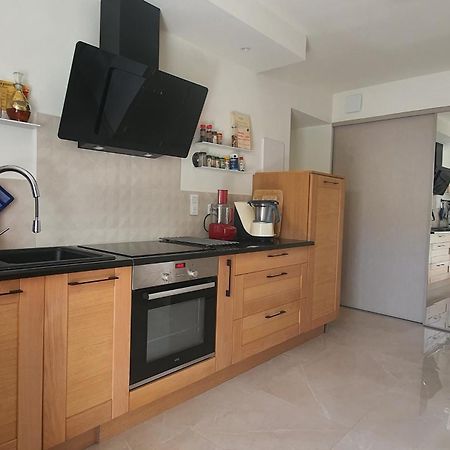 Charmant Appartement En Rez De Jardin Sartène Exteriör bild