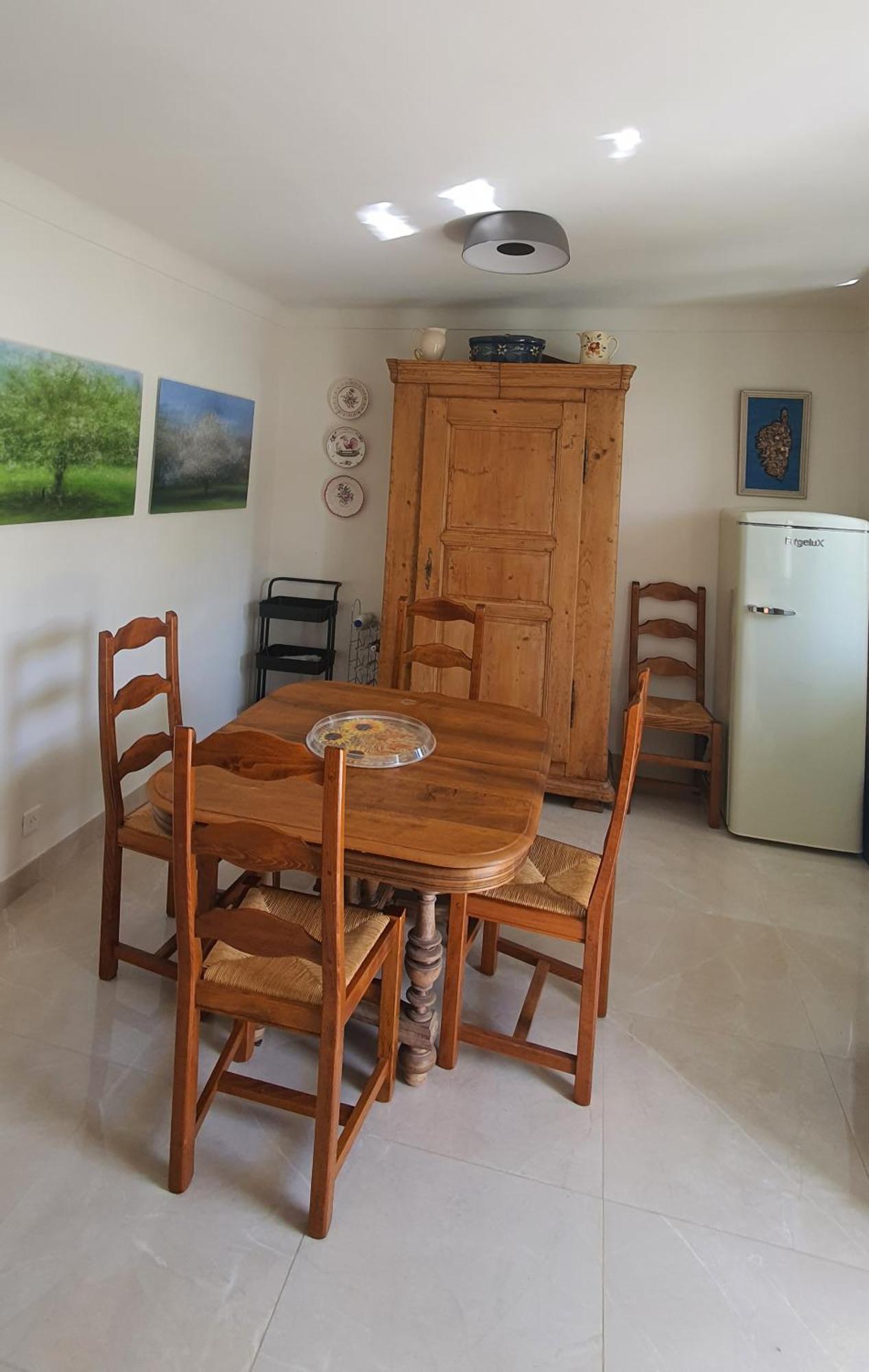 Charmant Appartement En Rez De Jardin Sartène Exteriör bild