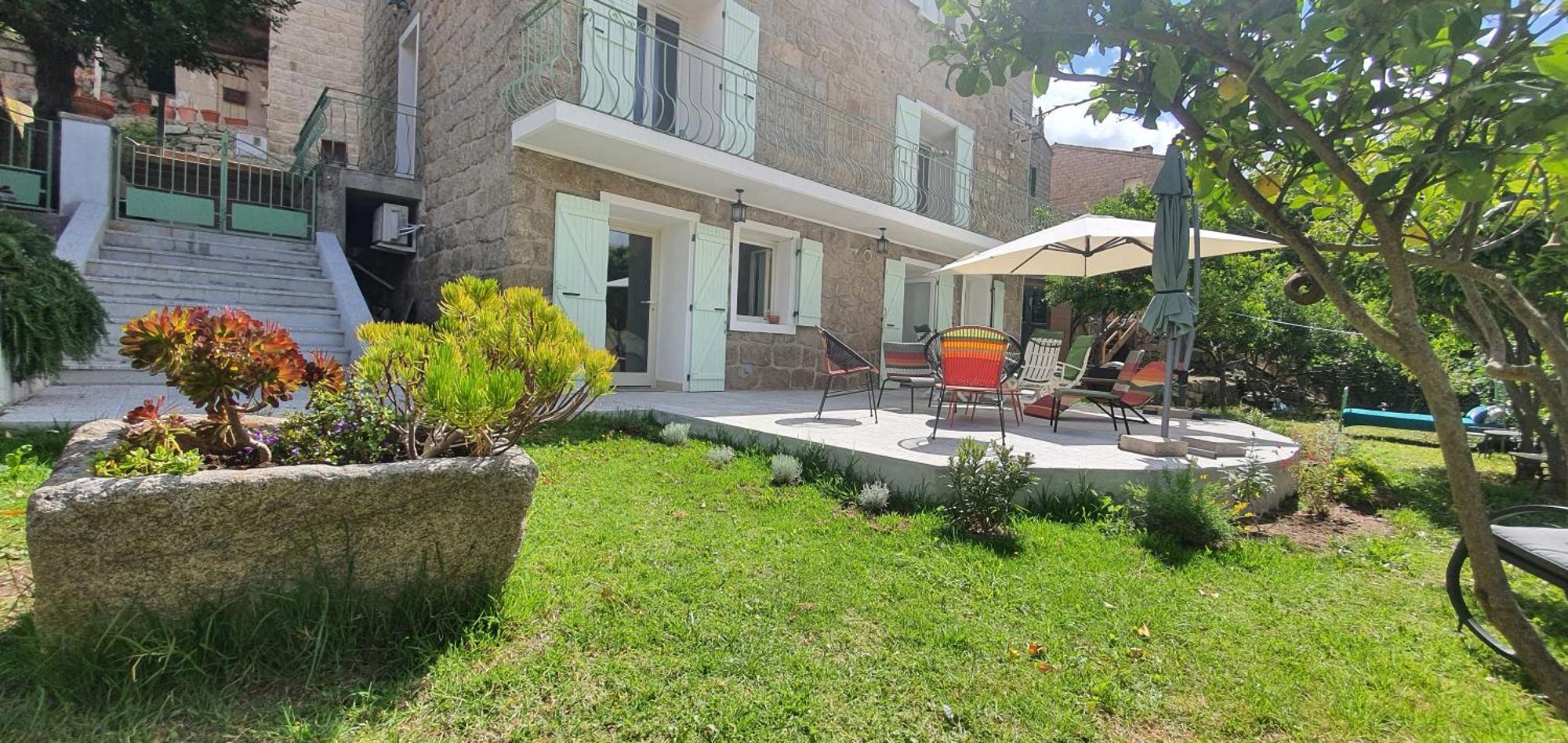 Charmant Appartement En Rez De Jardin Sartène Exteriör bild