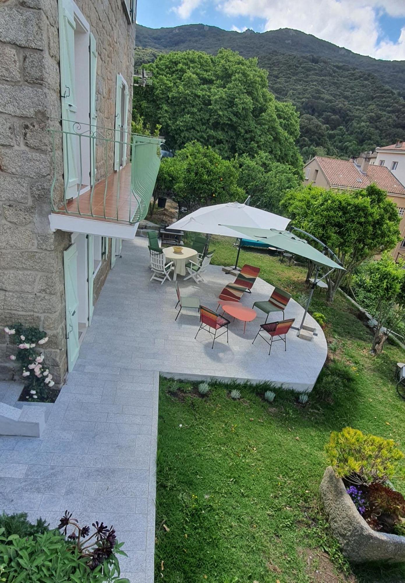 Charmant Appartement En Rez De Jardin Sartène Exteriör bild